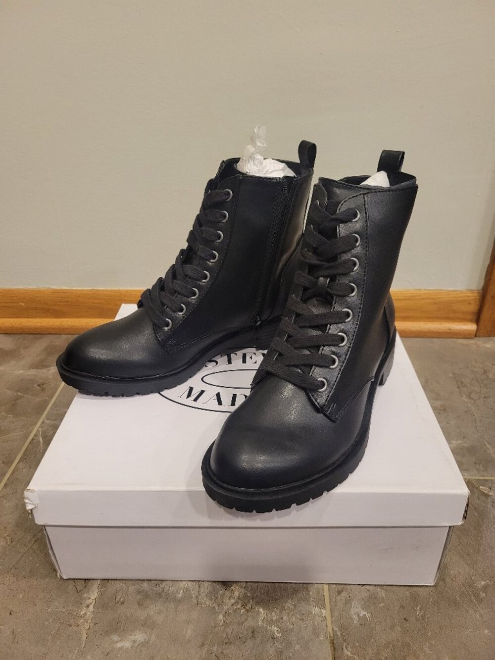 NIB Steve Madden Harper boots, black size 7